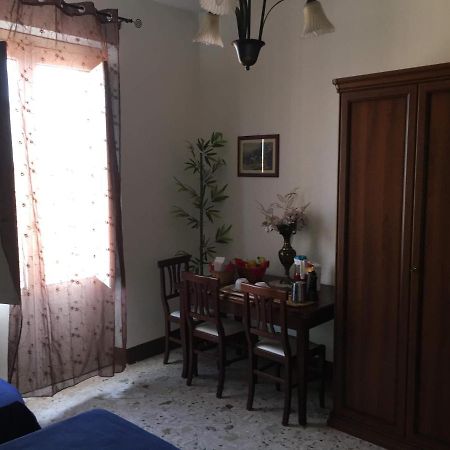 B&B Mistral Di Lizzio Salvatore Giarre Exterior photo